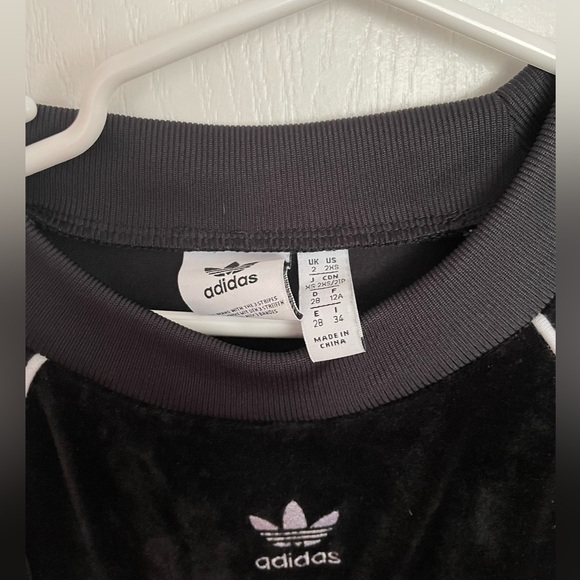 Adidas original, black velvet pullover hoodie in 2XS. - Picture 3 of 4